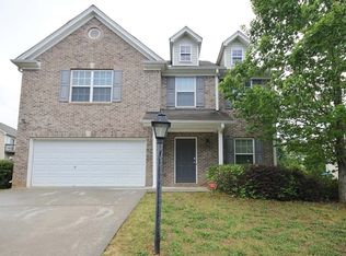 823 Hawthorn Ln, Grayson, GA 30017