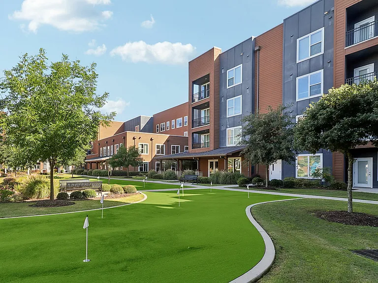 Amenity Courtyard