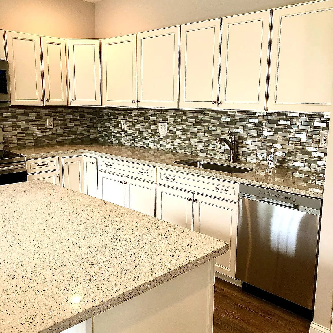 3 bed, 1.5 bath, 1456 sqft, $3,500 — Photo 4