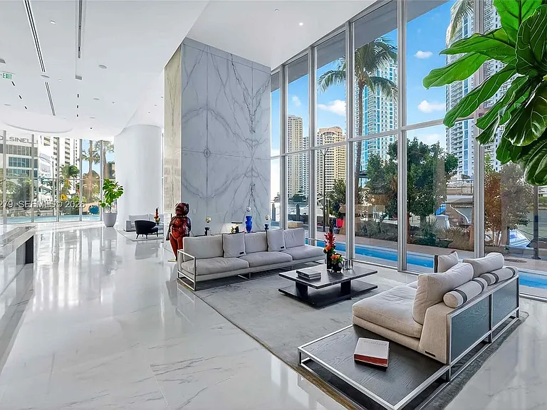 300 Biscayne Boulevard Way #506E — Photo 15