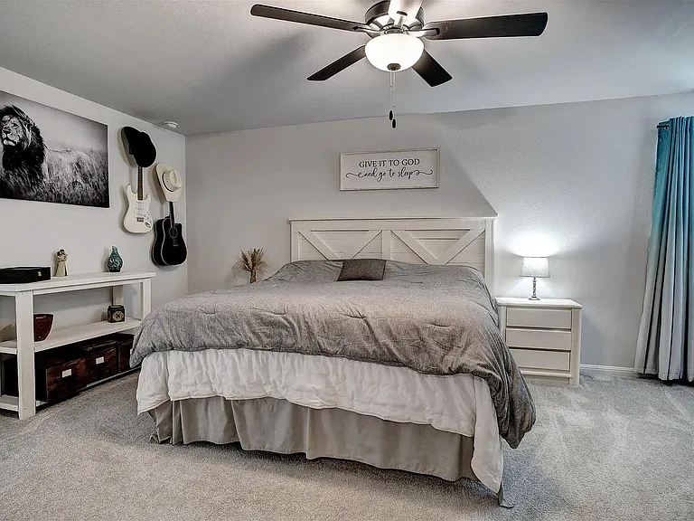 205 Driftwood Ln — Photo 10