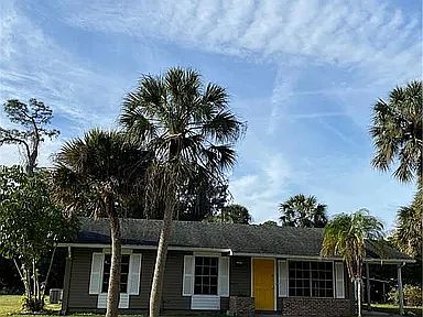 3rd image of 21527 Circlewood Ave