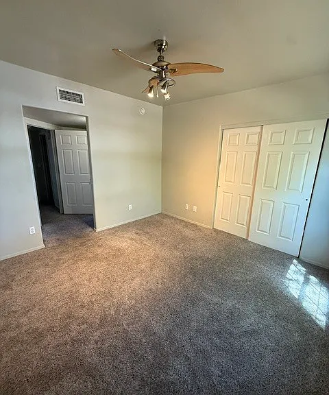 710 N Dodge Blvd — Photo 16