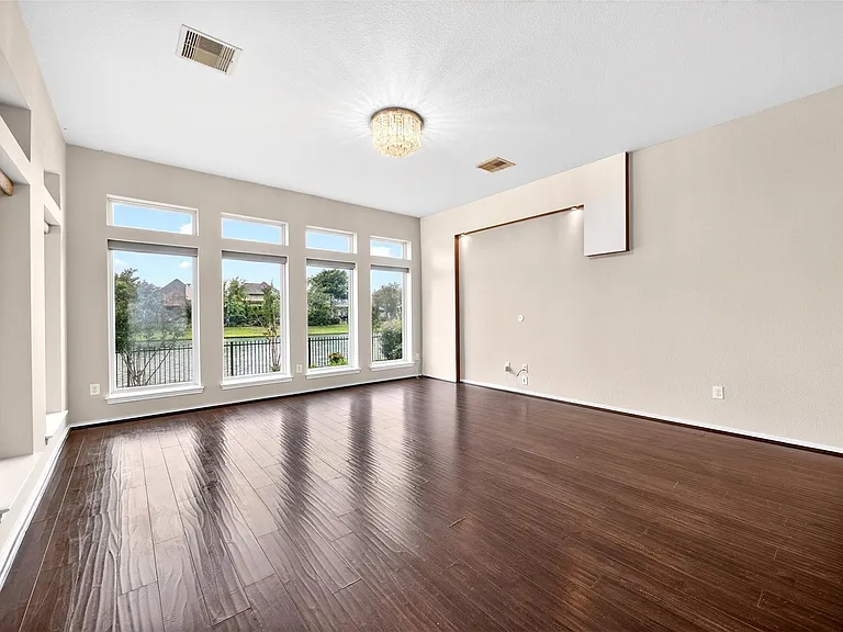 26303 Serenity Oaks Dr — Photo 5
