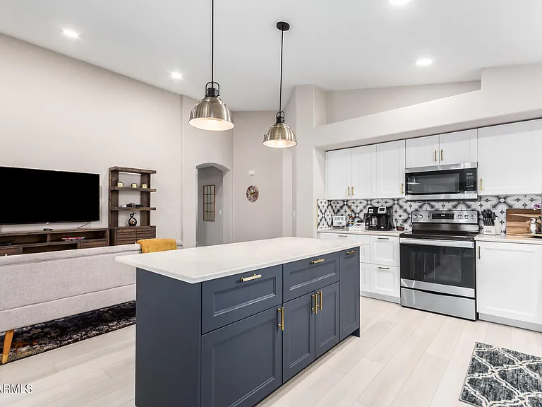 8820 W Kings Ave — Photo 12