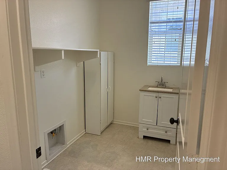 3129 E Mayacama Way — Photo 12