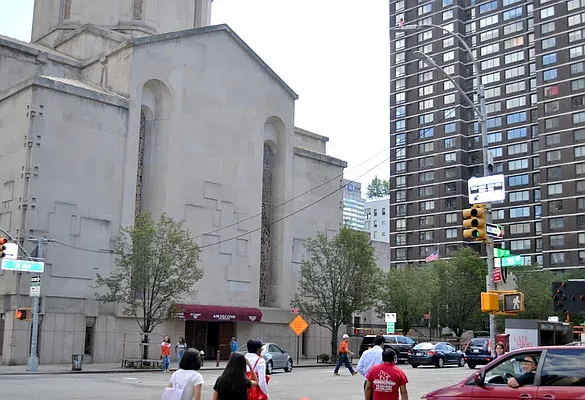 Sold by Manhattan Boutique Real Estate | media 30