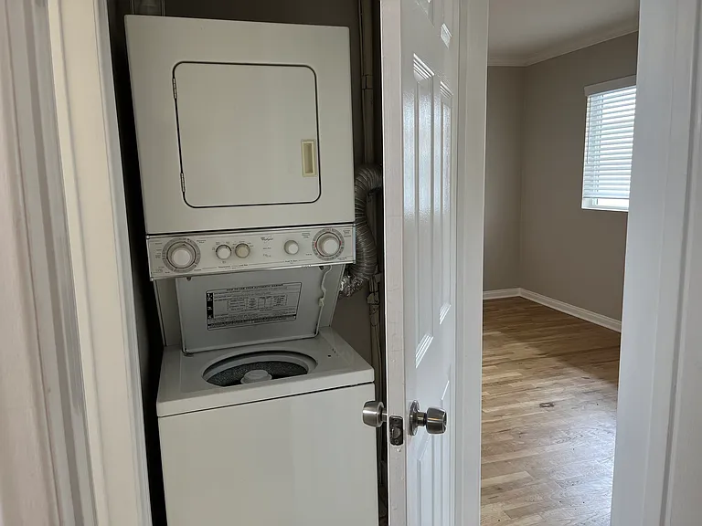 Tuscany Apartments — Photo 10