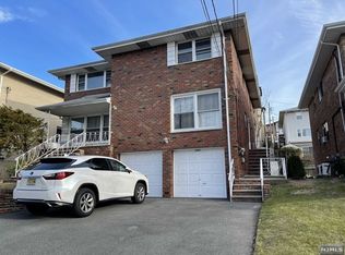 1542 10th St FLOOR 2, Fort Lee, NJ 07024