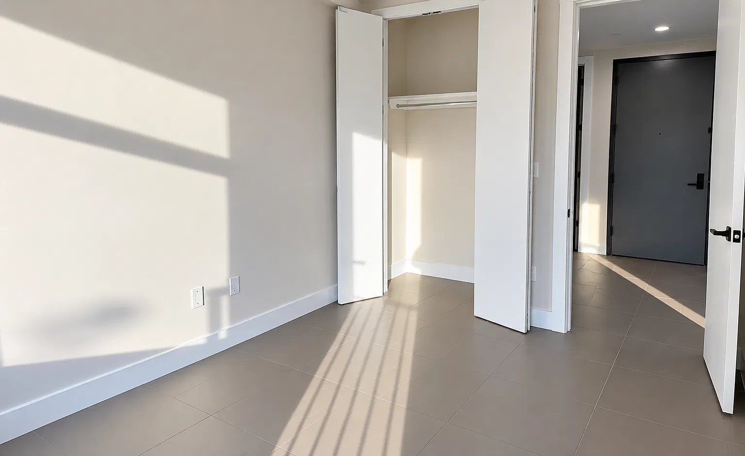 634 East 32nd Street — Photo 4