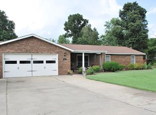 121 Joyce Ave, Bernie, MO 63822