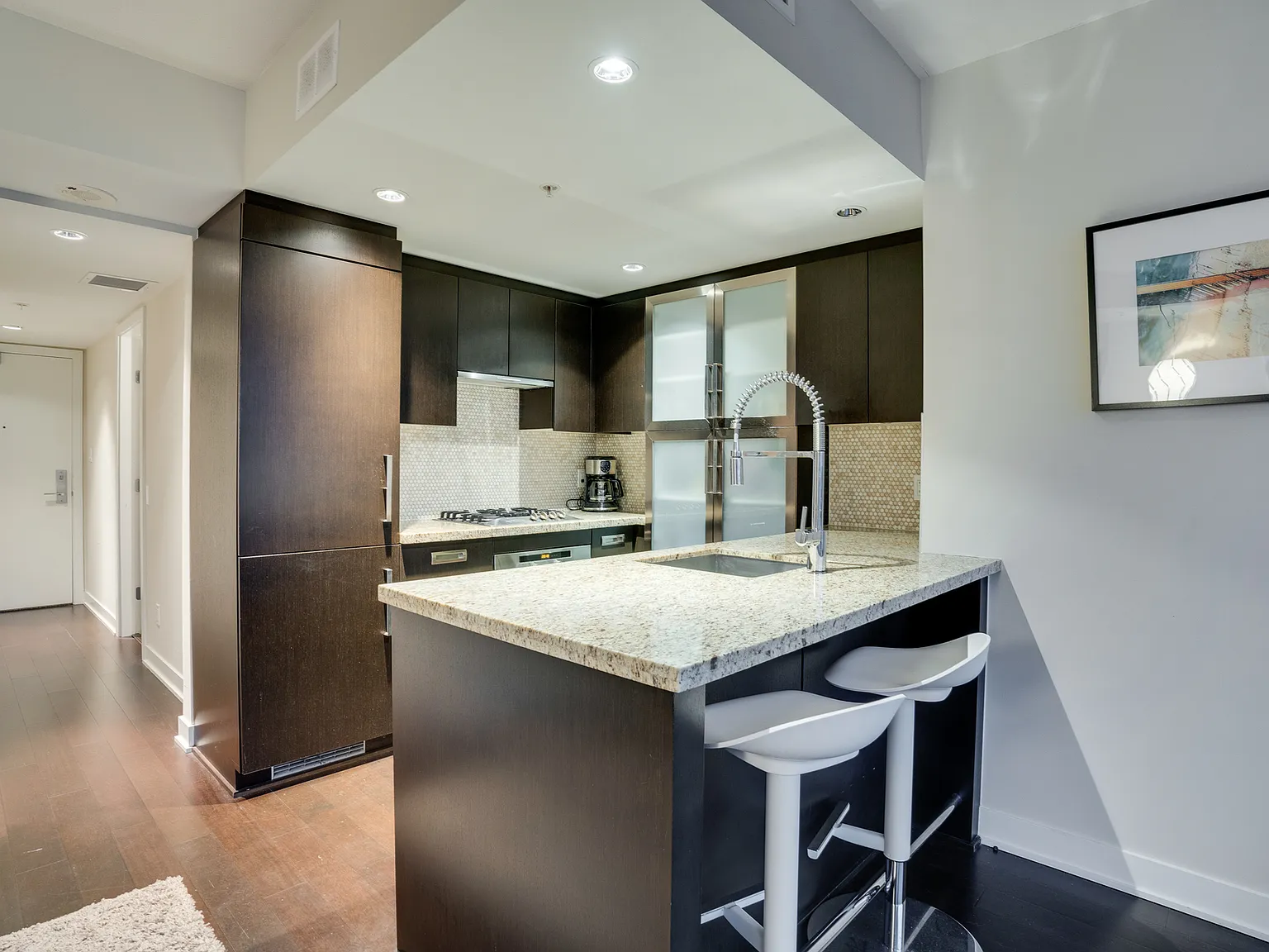 1 bed, 562 sqft, $2,600 — Photo 2