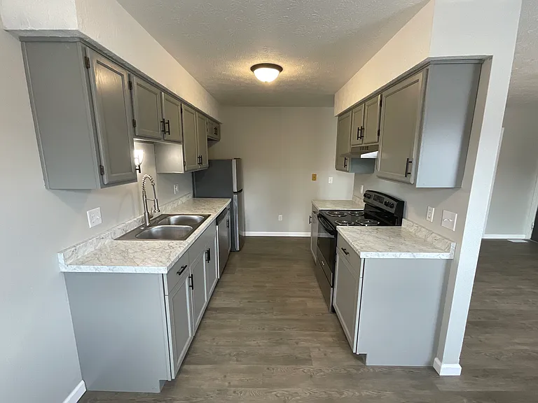 1829 Woodvine St #8 — Photo 3
