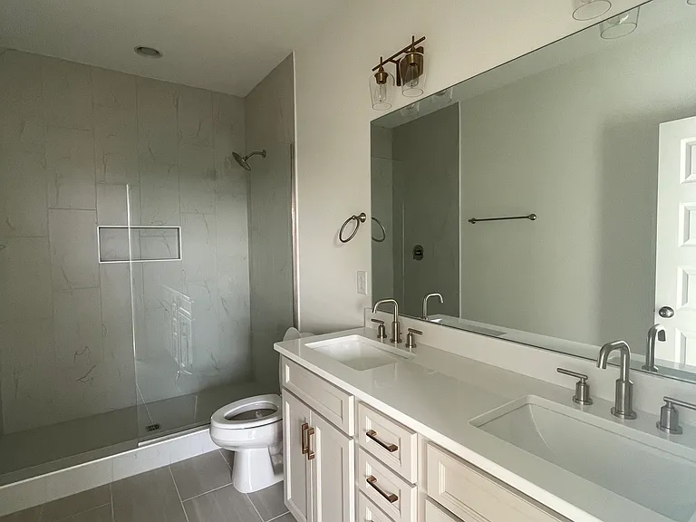 153 Bess Blvd — Photo 25