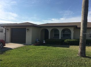 5901 Consuello Dr, Holiday, FL 34690