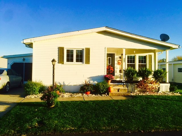1st image of 107 Parkside Cir