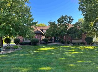 4641 Signature Dr, Middleton, WI 53562