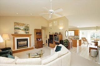 2nd image of 6584 Whitehorse Ave