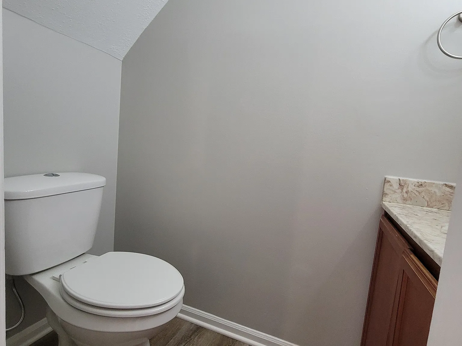 3 bed, 1.5 bath, 1160 sqft, $2,450 — Photo 3