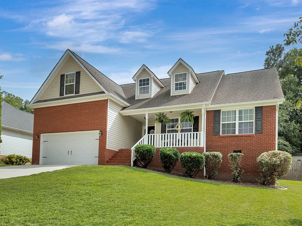 1st image of 103 Boxwood Dr