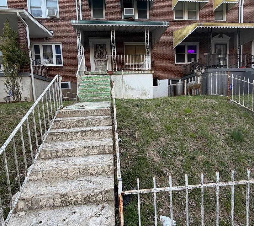 1st image of 3804 Roland View Ave