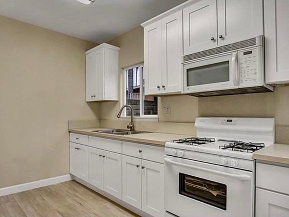 2nd image of 1191 W 10th St #1193