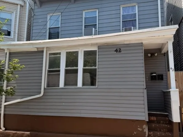 42 N York St, Paterson City, NJ 07524