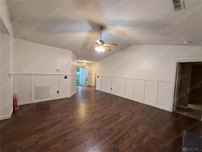 3433 Surry Ridge Way — Photo 9