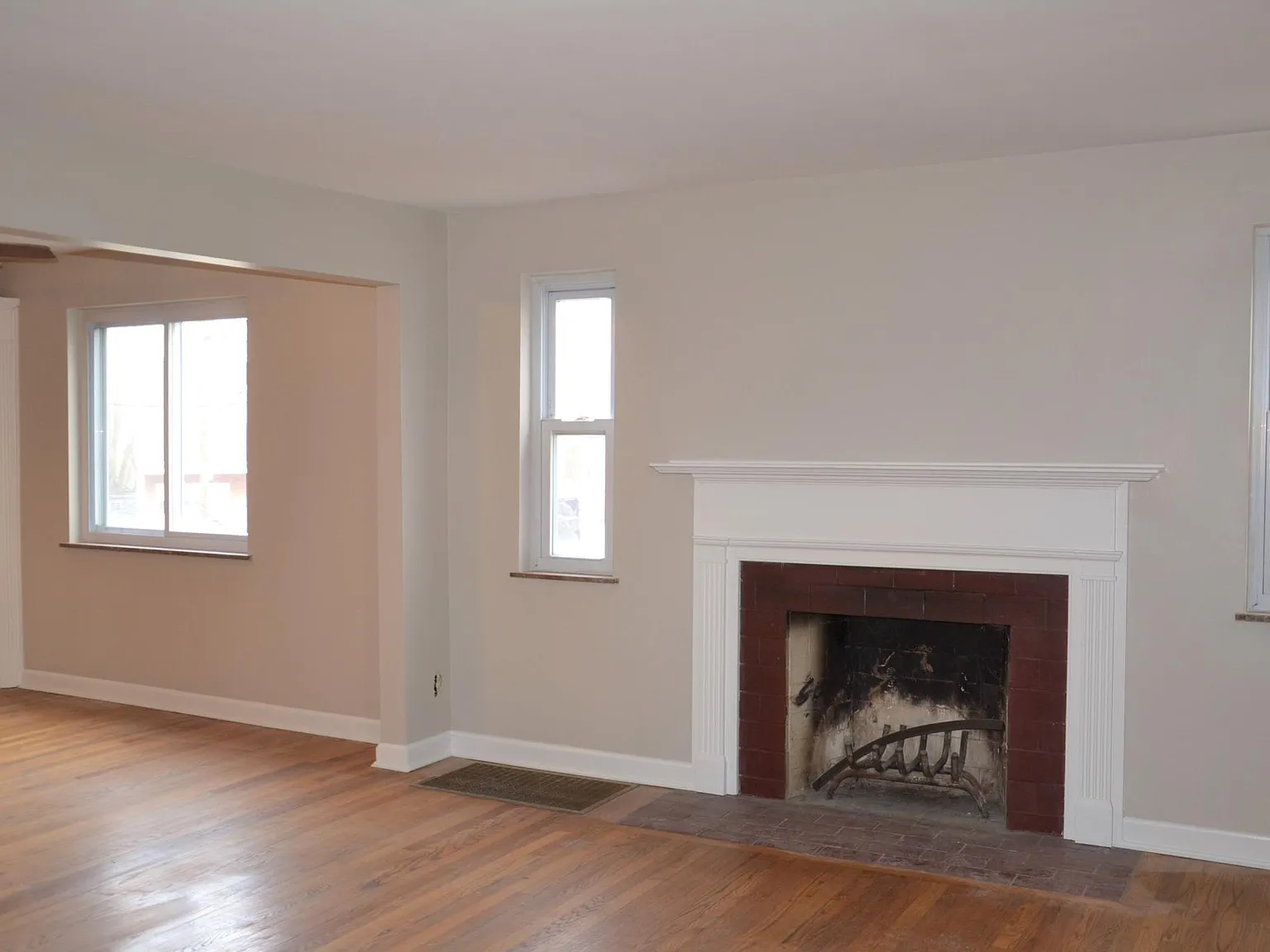 2 bed, $1,595 — Photo 2