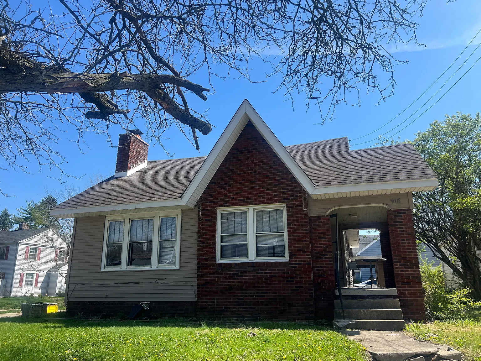 4 bed, 2720 sqft, $2,500 — Photo 3