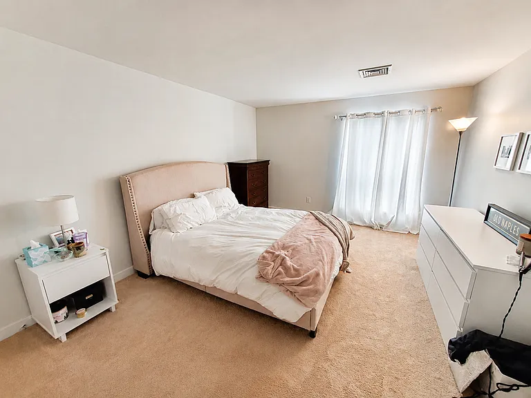 1661-1663 Washington St #205 — Photo 5