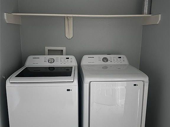 4th image of 2208 Eagle Landing Dr