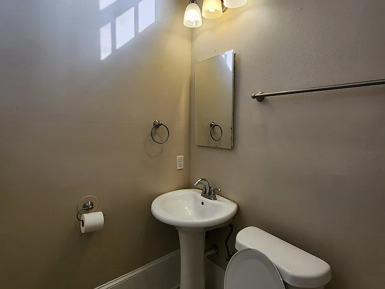1432 Esplanade Ave #2 — Photo 6