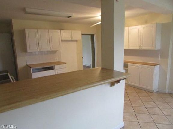 5th image of 4603 Yarmouth Ln