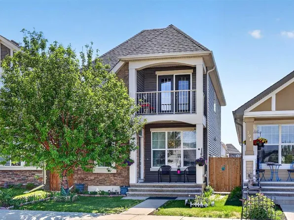 190 N Cranford Cmn SE, Calgary, AB T3M 1V4