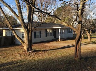 442 Clark Mountain Rd E, Bessemer, AL 35023