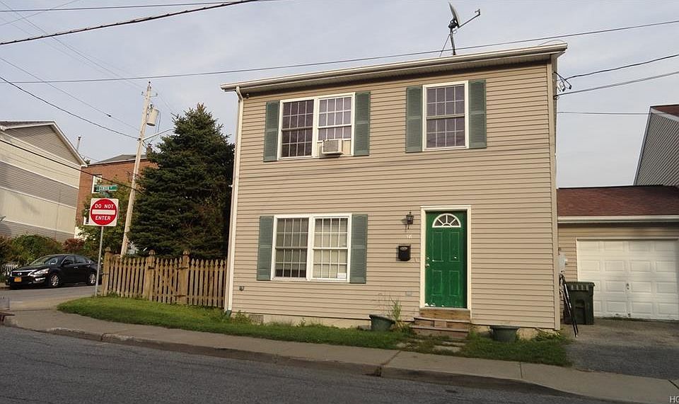 1st image of 58 Center St