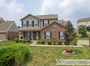 1704 Savannah Lakes Dr, Florence, KY 41042