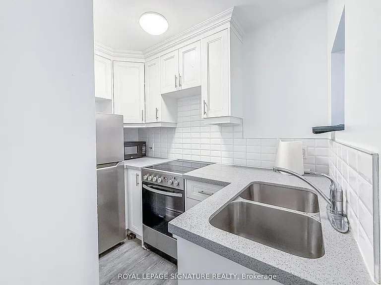 394 Dovercourt Rd #34 — Photo 9