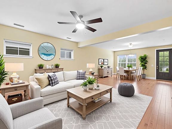 4th image of 1099 Paddock Park Cir
