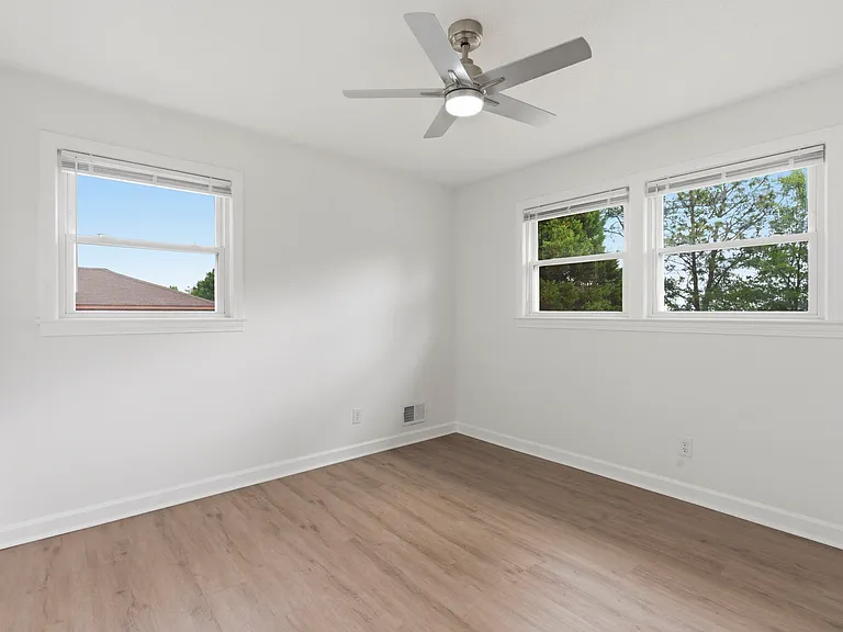 1012 Starmount Dr — Photo 19