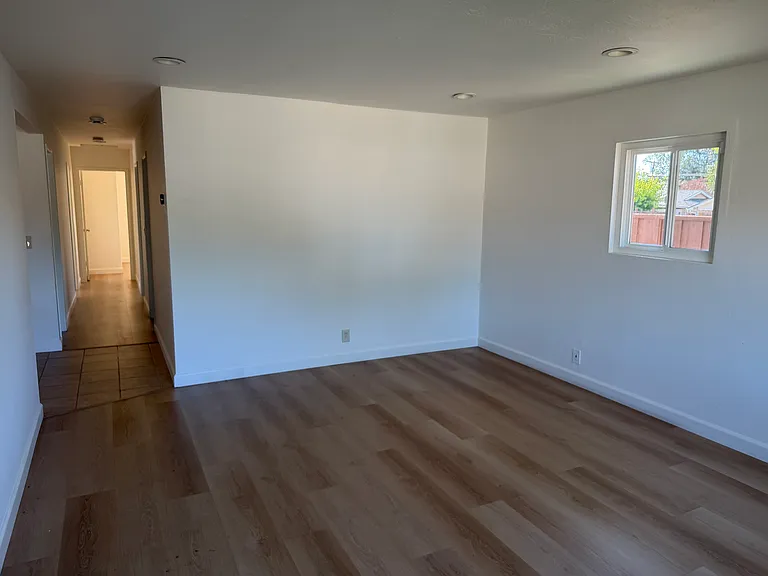 5601 Drysdale Dr — Photo 6