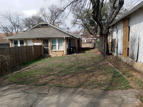 3rd image of 2614 Wilkinson Ave