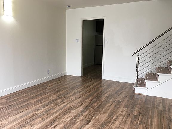 4th image of 575 25th St