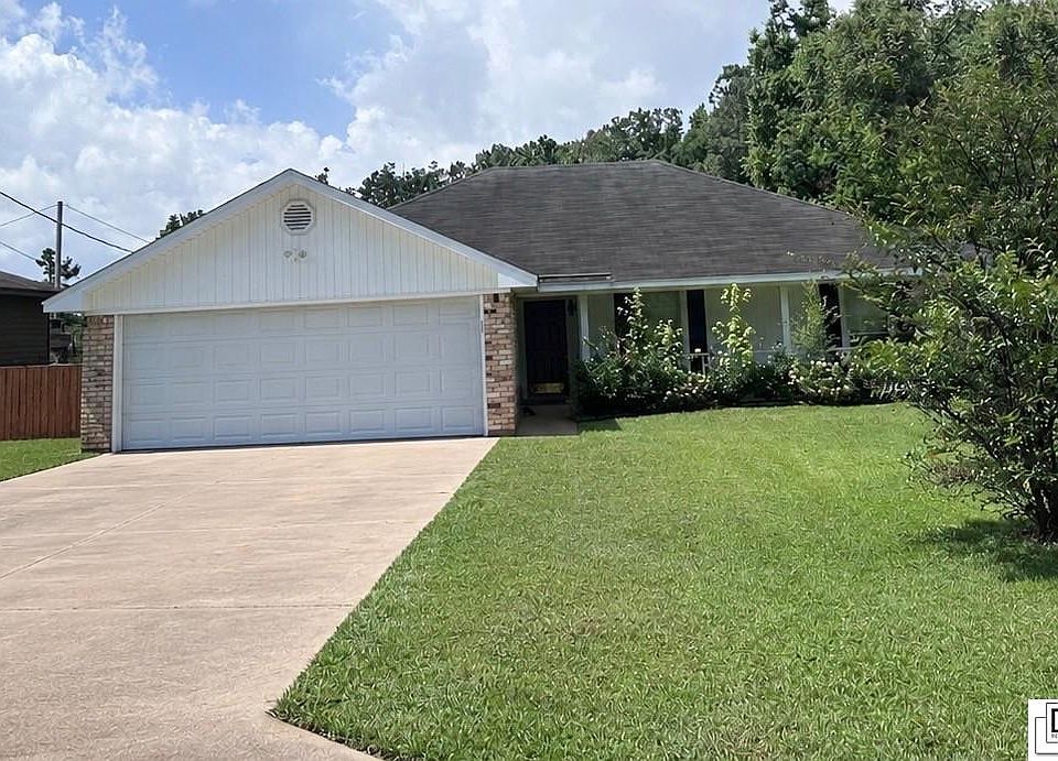 1st image of 403 Crystal Dr