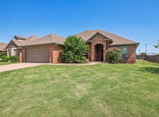 4741 Rosewood Ct, Noble, OK 73068
