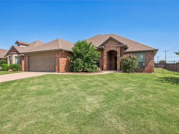4741 Rosewood Ct, Noble, OK 73068