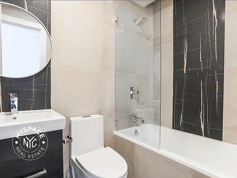 224 Hawthorne St #5B — Photo 4