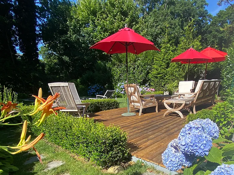 32 Franklin Ave — Photo 16
