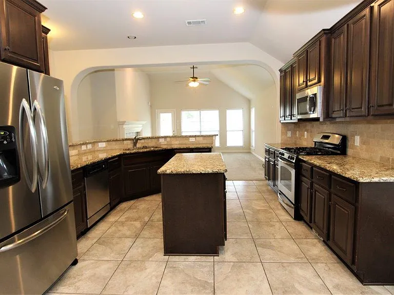 8902 Peach Oak Xing — Photo 12